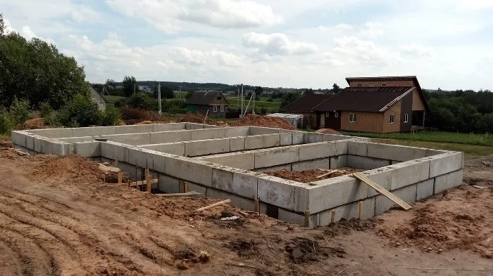 Фундамент из блоков ФБС от компании «Альбатрос» наша работа