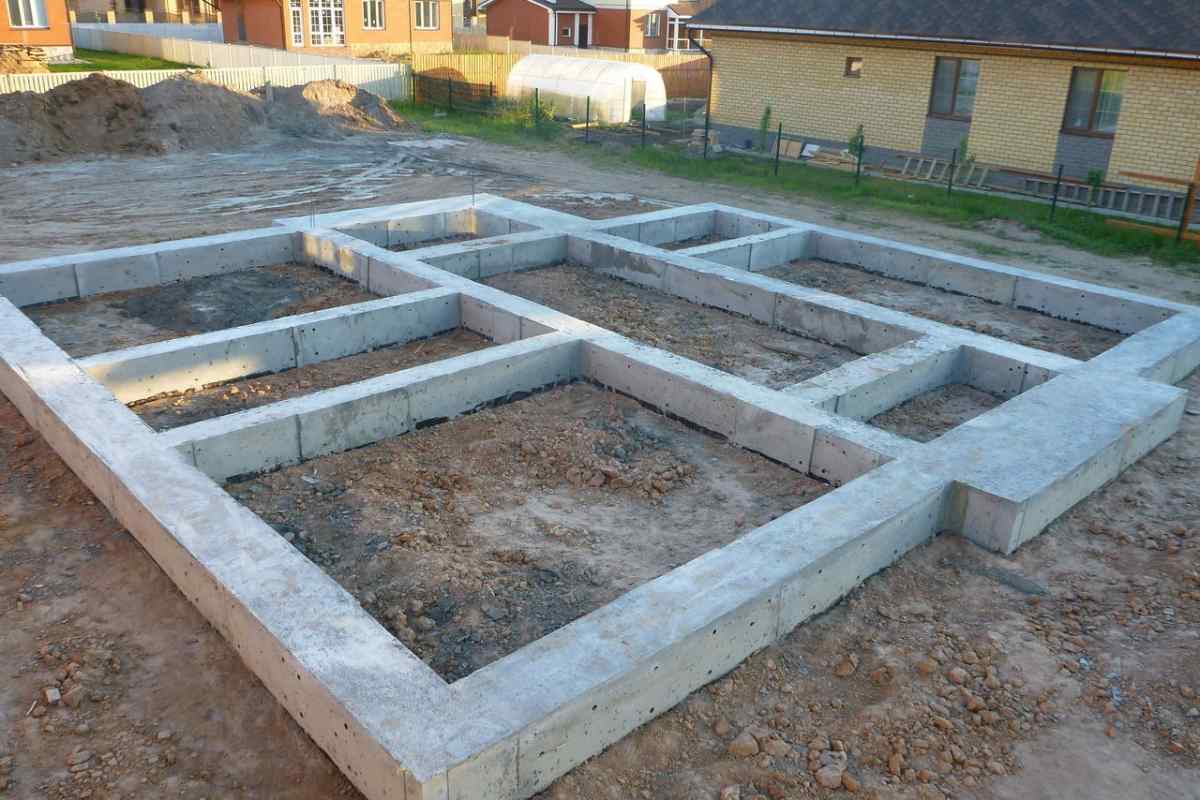 Ленточный фундамент от компании «Альбатрос» в Краснодарском крае