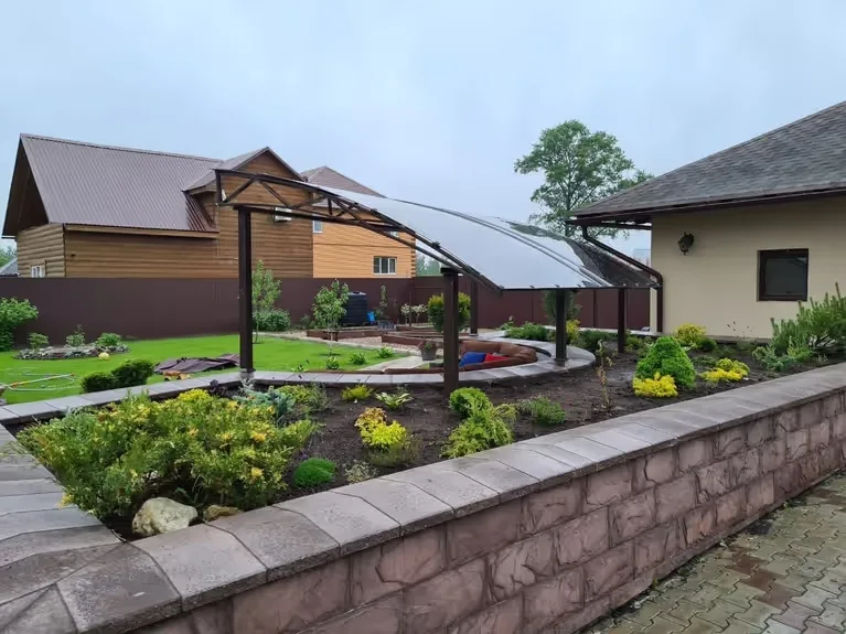 Монолитные навесы от компании «Альбатрос» фото