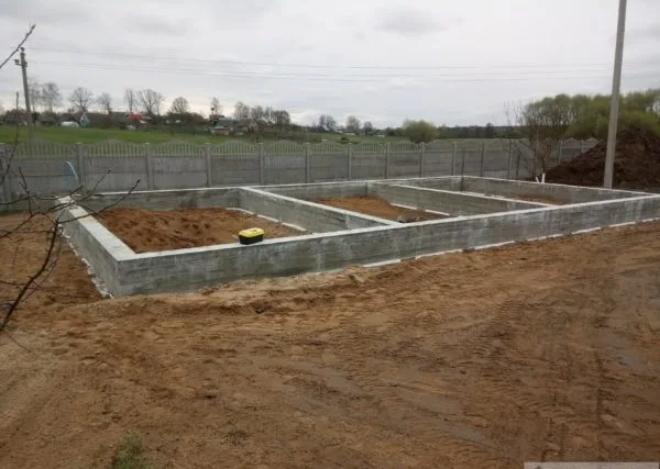 Ростверковый фундамент от компании «Альбатрос» фото наших работ