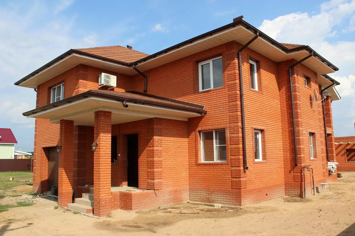 Строительство дома из кирпича от компании «Альбатрос»