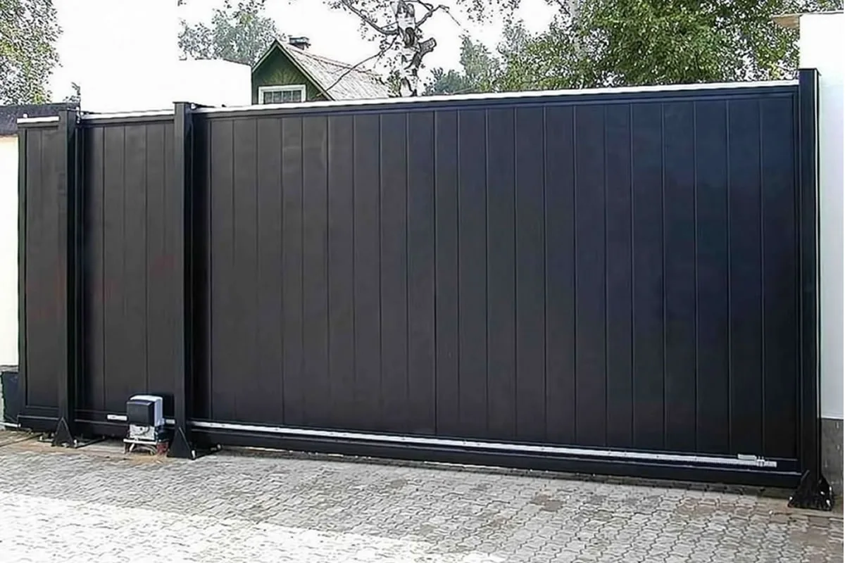 Установка автоматических ворот от компании «Альбатрос» в Краснодаре