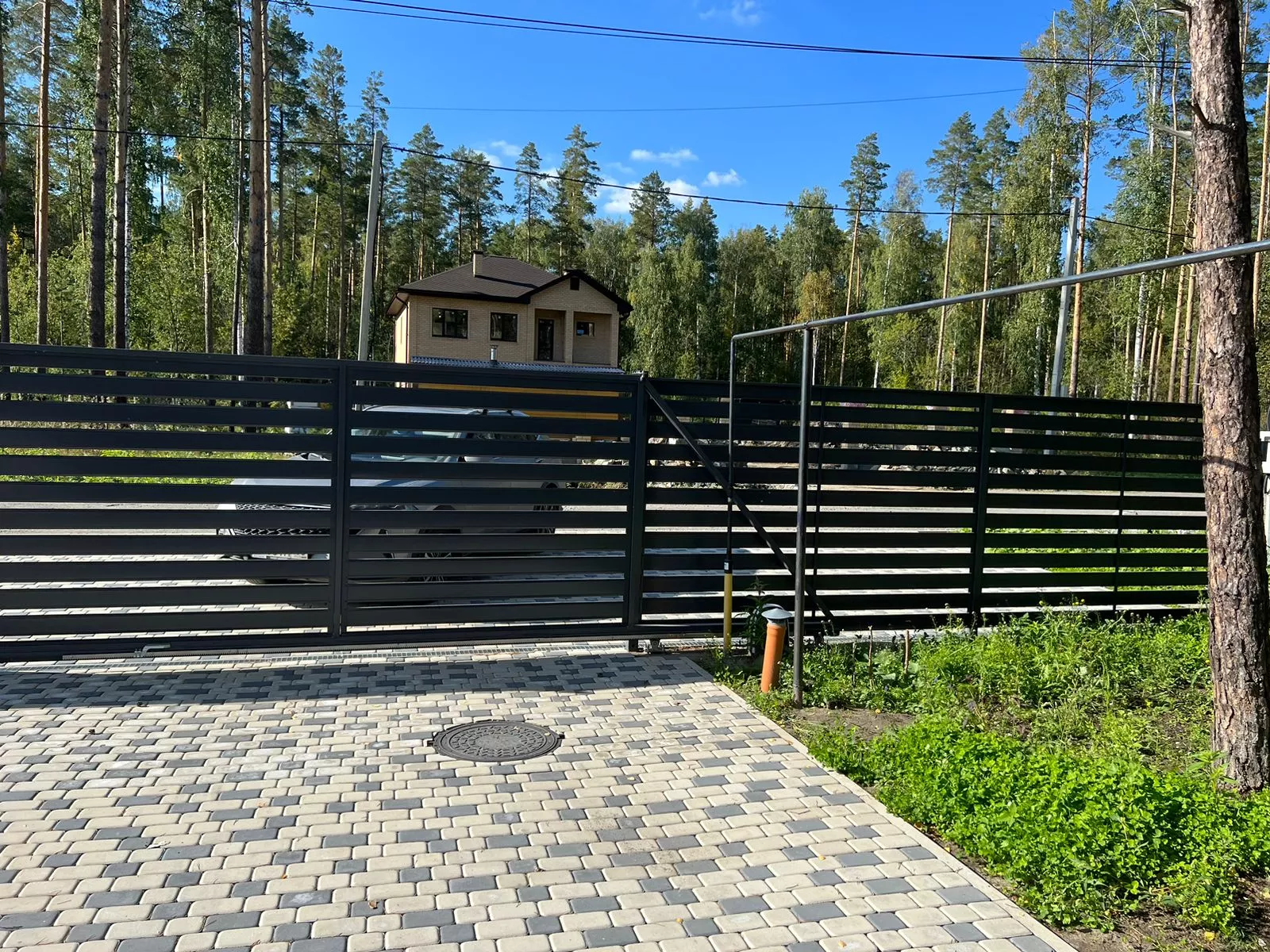 Установка автоматических ворот от компании «Альбатрос» выполненная работа