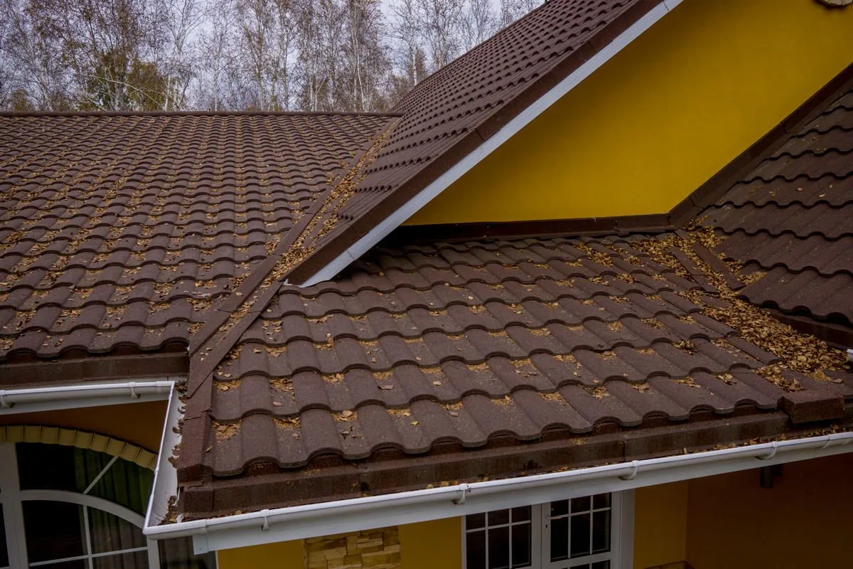 Монтаж композитной черепицы от компании «Альбатрос» Краснодар