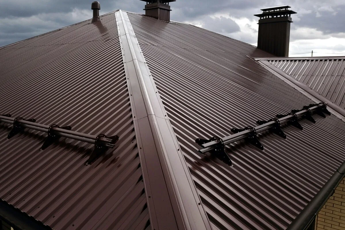 Монтаж кровли из профнастила / профлиста в Краснодарском крае