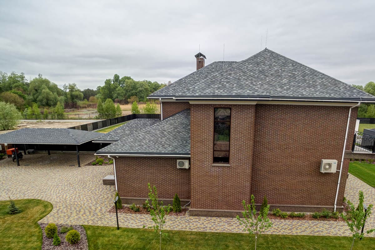 Монтаж мягкой кровли от компании «Альбатрос»